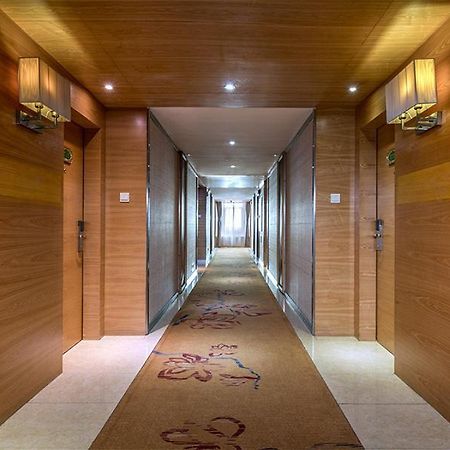 Vienna Hotel Guangzhou Airport Exteriér fotografie