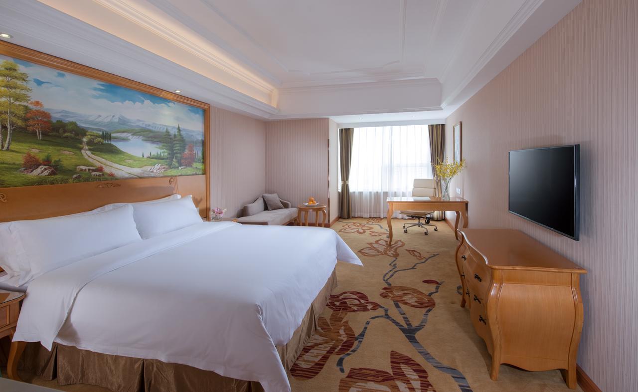 Vienna Hotel Guangzhou Airport Exteriér fotografie